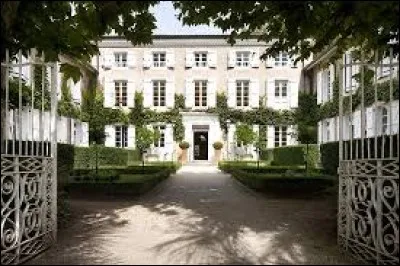 Dans les Landes, voici Les Prés d'Eugénie. Dans quelle ville se trouve-t-il ?