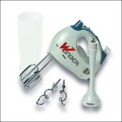 Depuis le début, Claude Nougaro a fait équipe avec les pointures du jazz français et mondial. Son pianiste-arrangeur est le père du batteur mix... pardon !... mythique de Magma. Lequel ?