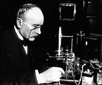 Ce physicien, qui a découvert le principe de la radioconduction et celui de la télémécanique, a été l'un des précurseurs de la radio. C'est ...