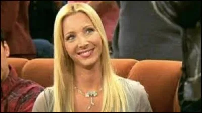 Aux côtés de qui Phoebe s'envole-t-elle pour la conférence de Ross ?