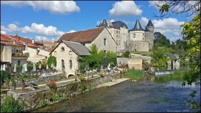 Parmi ces fleuves côtiers français, quel est l'intrus ?