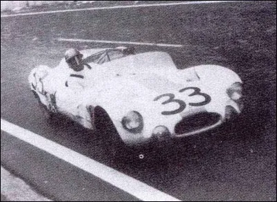 Le constructeur de cette voiture, qui se classe à la 8e place en 1956, était plutôt un spécialiste des monoplaces. C'est une ...