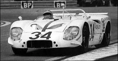 Equipée d'un moteur Repco, cette voiture est alignée en 1970 mais ne termine pas l'épreuve. C'est une ...