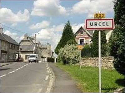 Nous sommes dans l'Aisne, à l'entrée d'Urcel. Nous nous trouvons en région ...