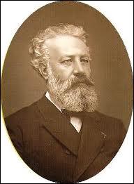 Jules Verne, auteur entre autres de 'Vingt Mille Lieues sous les mers', a également écrit en 1863, 'Paris au XXème siècle', roman dans lequel il décrit Paris en 1960. On y voit le fax et l'ordinateur.
