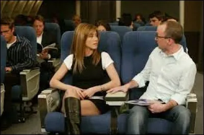 D'après Phoebe que manque-t-il à l'avion que s'apprête à prendre Rachel ?