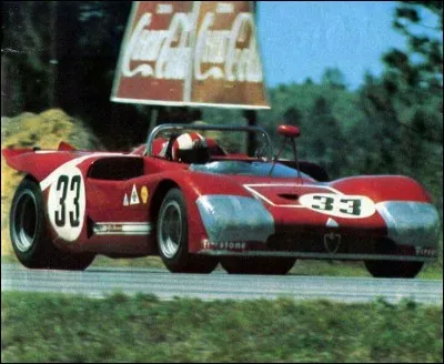 Cette voiture prend les deuxième et troisième places aux 12 h de Sebring 1971 : c'est une ...