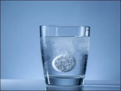 En quelle année l'aspirine a-t-elle été inventée ?