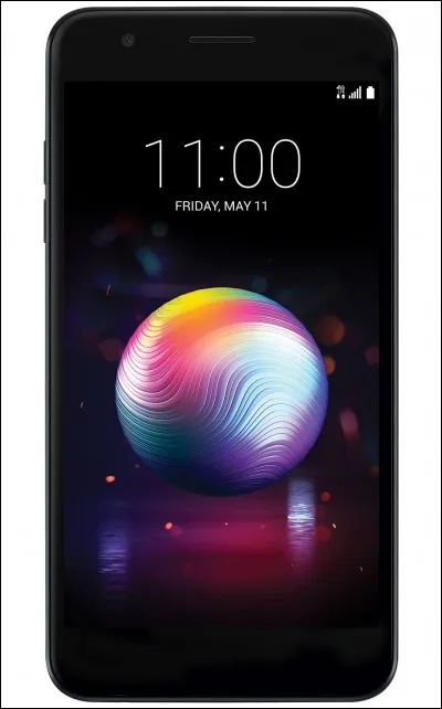 Quelle est la première marque française à avoir distribué des téléphones portables en France ?