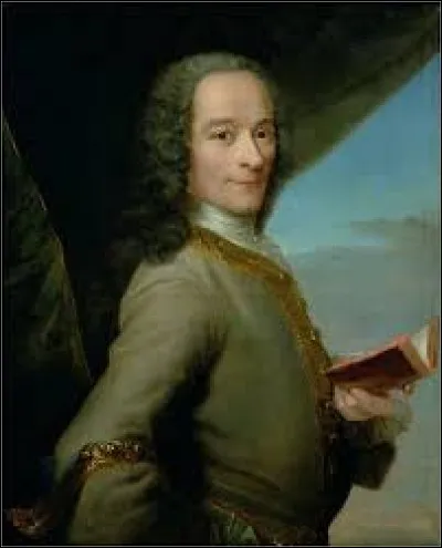 Le vrai nom de Voltaire est Fran&ccedil;ois-Marie Arouet.