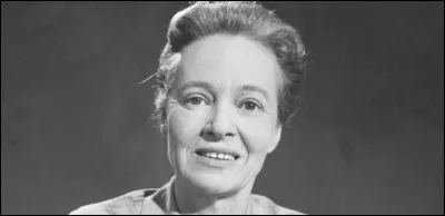 Cette résistante, déportée à Auschwitz en 1943 puis à Ravensbrück, célèbre pour être restée plusieurs semaines après la libération du camp afin d'aider des malades intransportables, devenue députée communiste entre 1945 et 1973, c'est ....