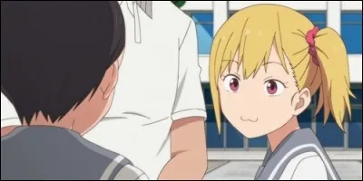 Setoyama est la rivale de Momo.