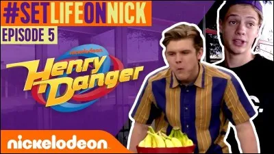 Quel est le nom de son meilleure ami un peu fou-dingue ?