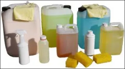 Employer correctement un produit d'entretien consiste à...