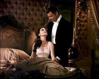 Dans "Autant en emporte le vent", l'héroïne, folle amoureuse d'un homme marié, rencontre au cours d'une soirée mondaine l'homme qui va changer le cours de sa vie.