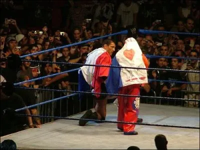 Qui est l'homme qui a l'habitude de faire des Fast Grip ?