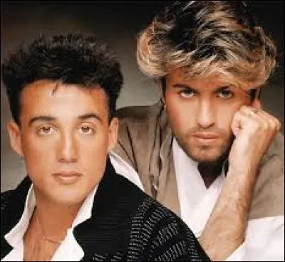 Comment s'appelle le chanteur qui était au côté de Georges Michael dans le groupe Wham! ?