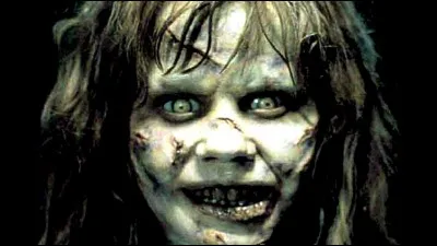 On dirait bien que monsieur le curé va avoir des problèmes, pourtant il l'agite son goupillon !