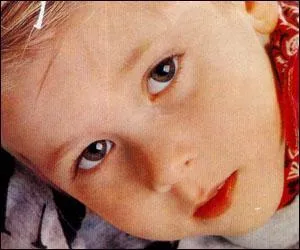 Quel ge avait Jordy quand il chantait 'Dur dur d'tre un bb' ?