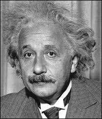 Le grand savant Albert Einstein, enfant, manquait de mmoire et passait son temps  fabriquer des chteaux de cartes.