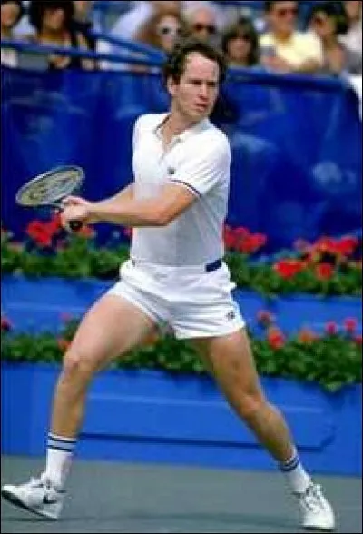 Ce joueur de tennis, numéro un mondial au début des années 80, c'est ...