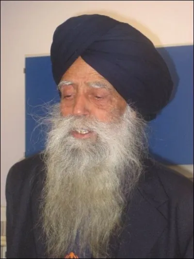 Vieux sikh fit > Le 1er avril prochain, Fauja Singh aura 108 ans : il a r&eacute;alis&eacute;, il y a quelques ann&eacute;es, un record mondial. Lequel ?