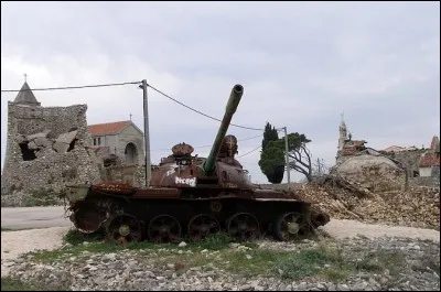 Lors de quelle guerre eut lieu le siège de Zadar ?