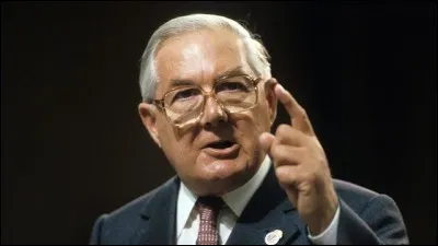 Cet homme politique britannique, travailliste, premier ministre d'avril 1976 à mai 1979, c'est ...