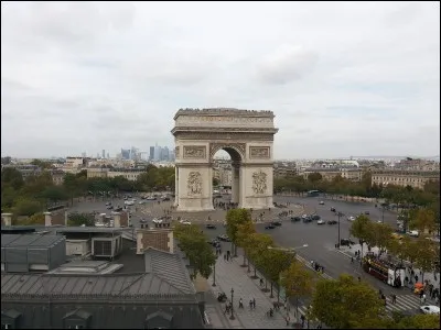 Quel est le nom de cette place ?