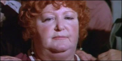 Quel est le nom de la petite soeur de Nels Oleson, qui travaille dans un cirque ?