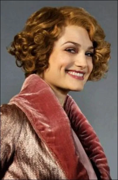 De qui Queenie est-elle amoureuse ?