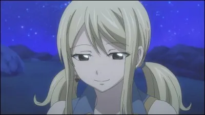 Comment s'appelle la mère de Lucy ?