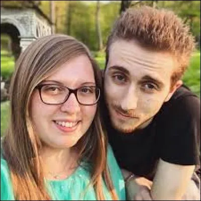 Comment se prénomme sa copine ?