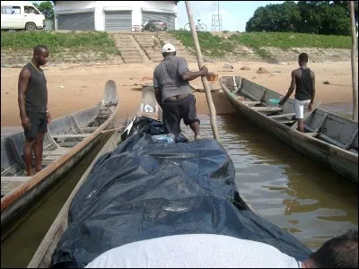 De ces trois pays, lequel est frontalier de la Guyane française ?