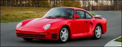 Commençons par l'une des Porsche qui a servi en tant que vitrine technologique. Quelle est cette Porsche ?