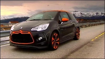 Cette petite sportive européenne porte le nom de l'une de ses emblématiques ancêtres. Ce modèle avait pour rivales les Mini John Cooper Works ou les Audi A1. Quelle est cette sportive ?
