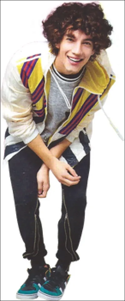 Qui chante : "Cuando Bailo" ?