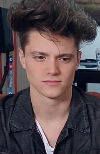 Qui chante : "Linda" ?