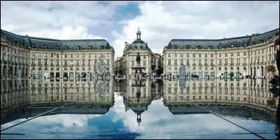Quel est le code postal de la ville de Bordeaux ?