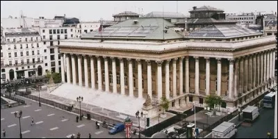 A Paris, la Bourse est logée dans le Palais du Luxembourg.