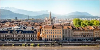 Parmi ces villes, laquelle n'est pas la capitale de sa région ?