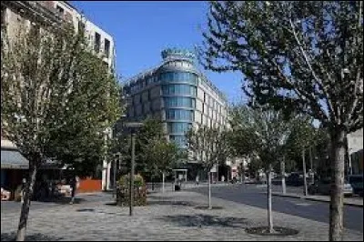 Laquelle de ces villes se situe dans les Hauts-de-Seine ?