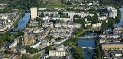 Laquelle de ces villes se situe dans les Ardennes ?