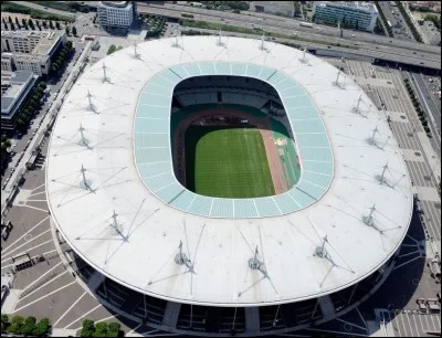 Dans quelle ville le Stade de France se trouve-t-il ?