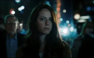 Que fait Teresa lorsqu'elle revoit Thomas ?