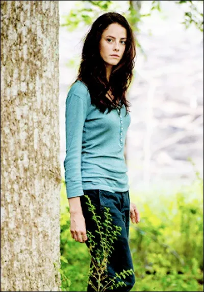 Comment s'appelle la première fille ?