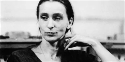 Comment s'appelle la fondatrice de la compagnie "Tanztheater Wuppertal" ?