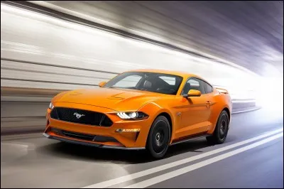 Quelle fut l'année de sortie de la première Ford Mustang ?