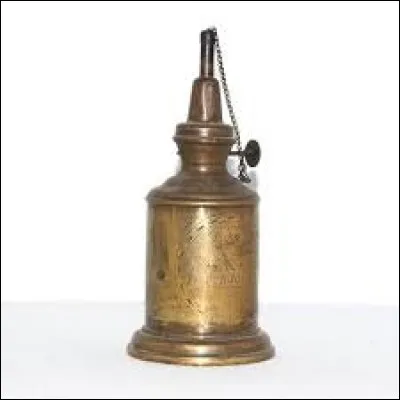 Il sert aussi dans l'armée, c'est le...