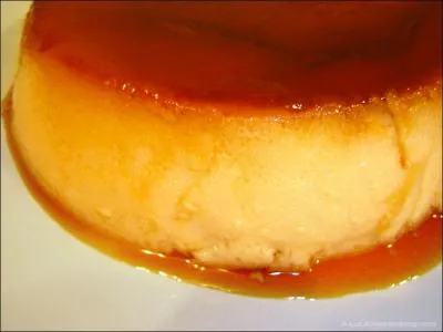 Quelle est la sauce sur le flan ?